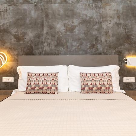 Patriziella 4 Rooms Сорренто Экстерьер фото