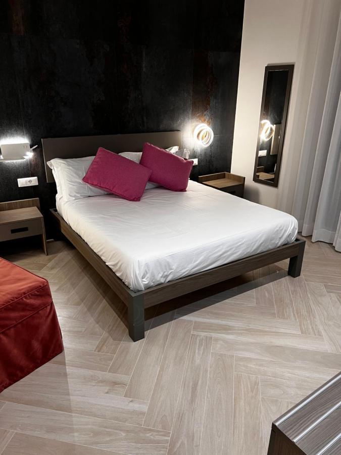 Patriziella 4 Rooms Сорренто Экстерьер фото