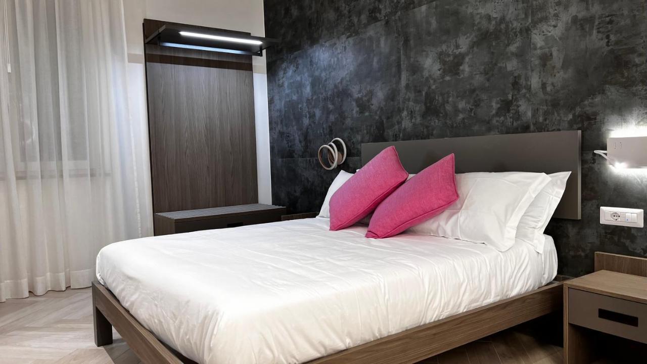 Patriziella 4 Rooms Сорренто Экстерьер фото