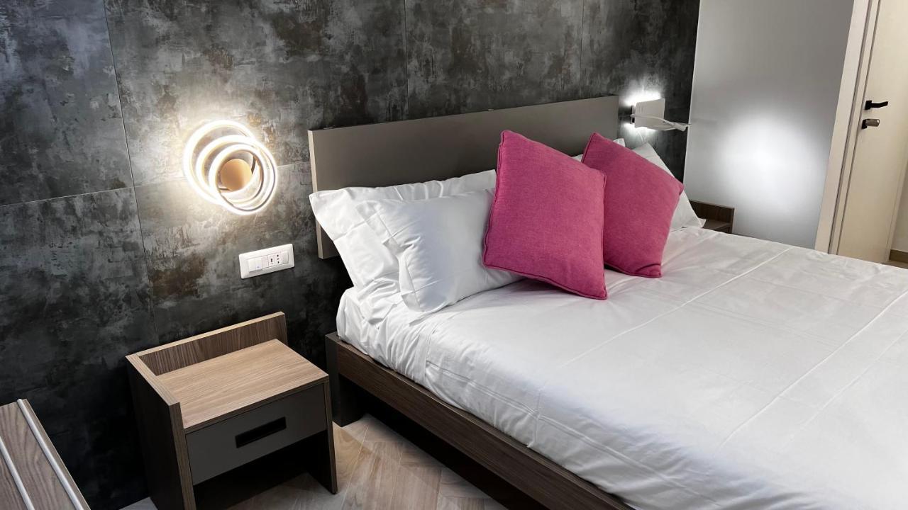 Patriziella 4 Rooms Сорренто Экстерьер фото