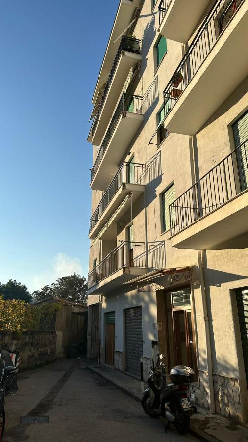 Patriziella 4 Rooms Сорренто Экстерьер фото