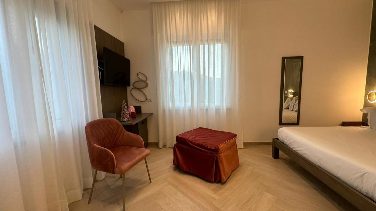 Patriziella 4 Rooms Сорренто Экстерьер фото