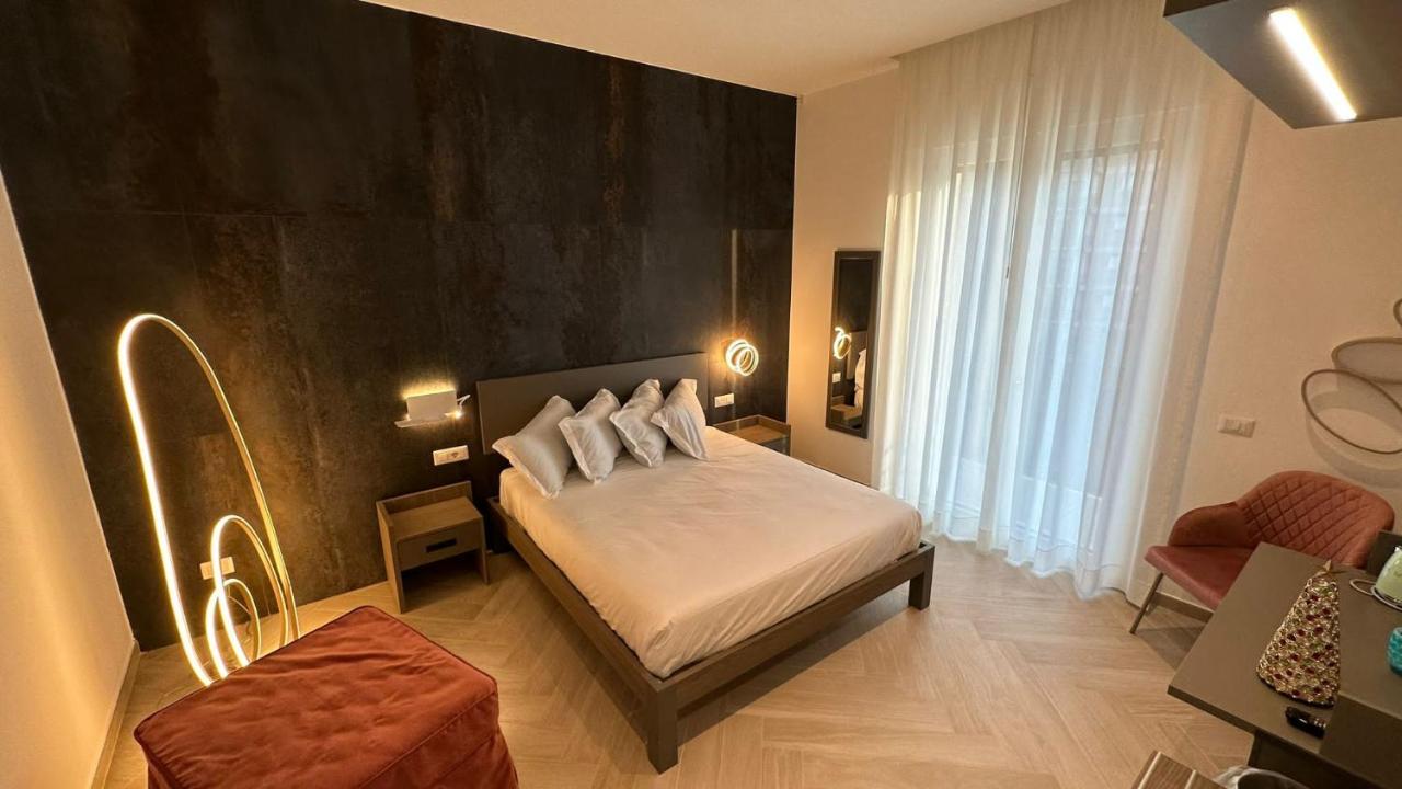 Patriziella 4 Rooms Сорренто Экстерьер фото