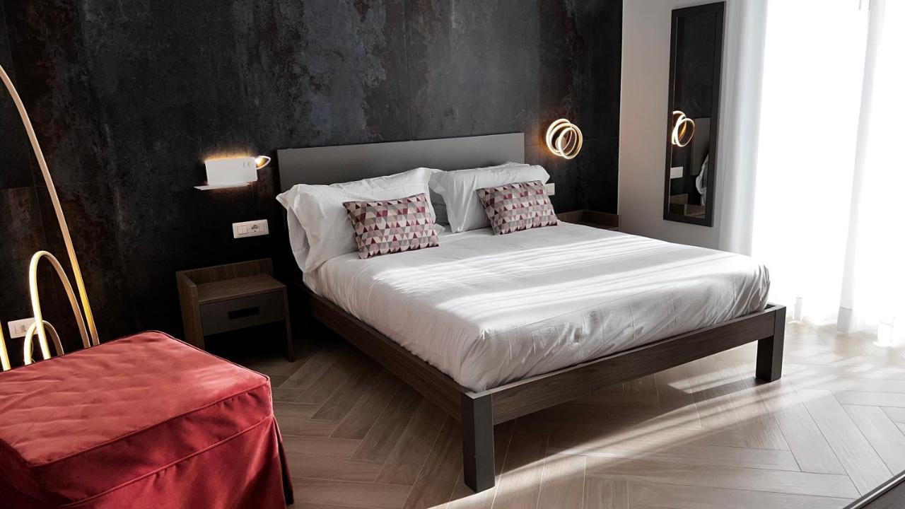 Patriziella 4 Rooms Сорренто Экстерьер фото